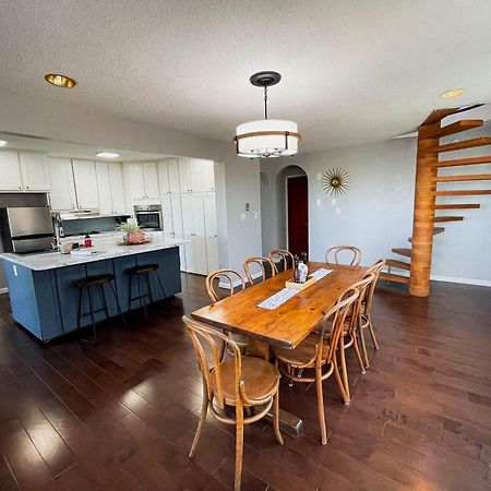 Finn'S Hideaway -Modern Family River Home Keokuk エクステリア 写真