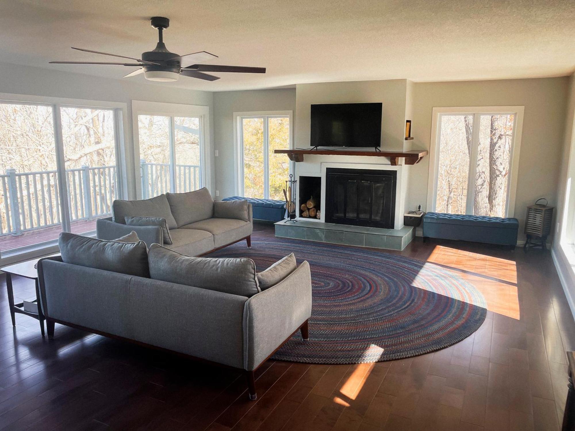 Finn'S Hideaway -Modern Family River Home Keokuk エクステリア 写真